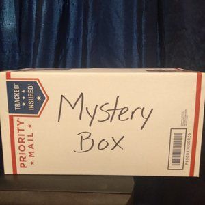 Mystery Box, 2T size, Girl's Clothes, Christmas Clothes